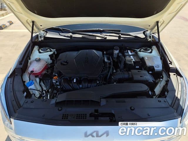 Kia K8 2022 — ფოტო 9/16