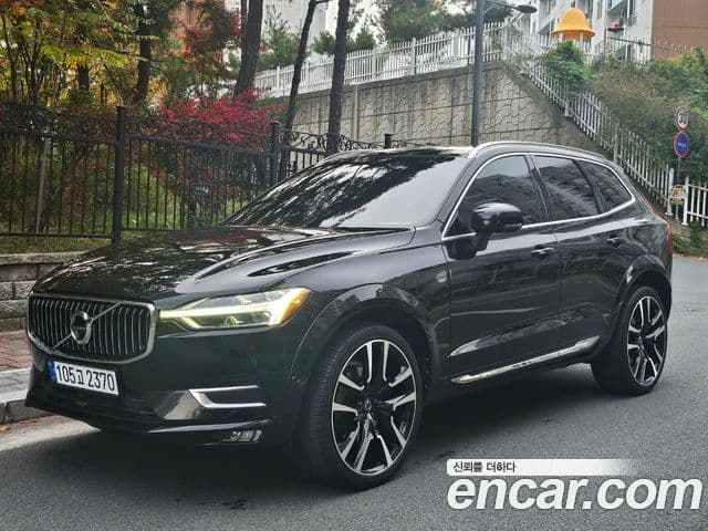 Volvo XC60 2018 — Şəkil 3/20