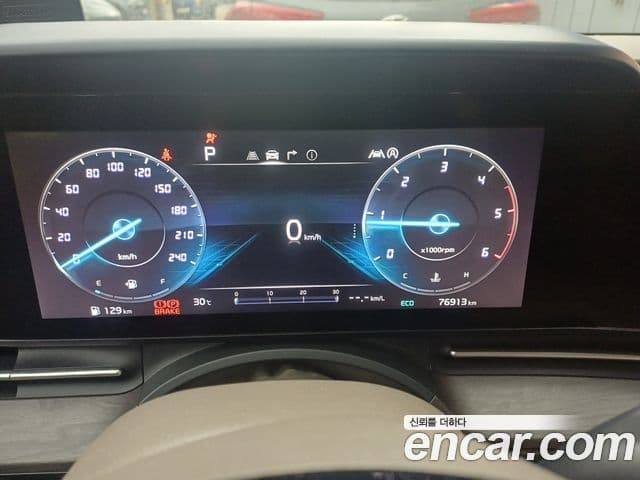 Kia Carnival 2022 — фото 4 из 7