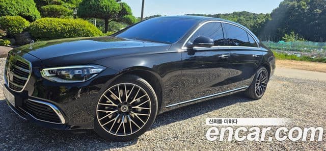 Mercedes-Benz S-Class 2023 — Фото 1/16