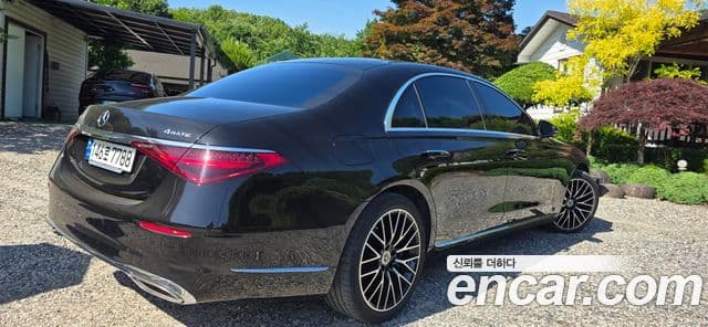Mercedes-Benz S-Class 2023 — Фото 2/16