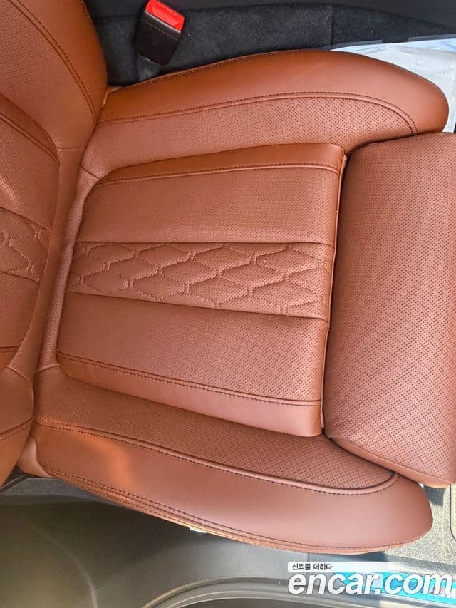 BMW X7 2025 — Photo 9/15