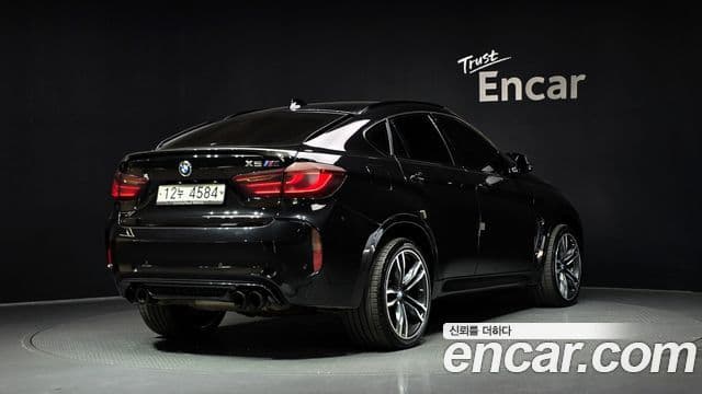 BMW X6 2018 — Фото 2/20