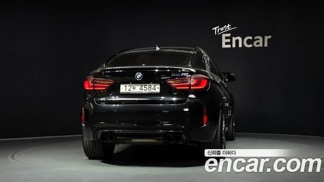 BMW X6 2018 — Фото 4/20