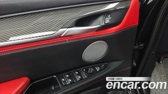 BMW X6M 2018 — ფოტო 1/36