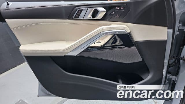 BMW X6 2025 — Photo 18/30