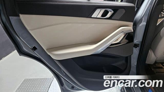 BMW X6 2025 — Photo 23/30