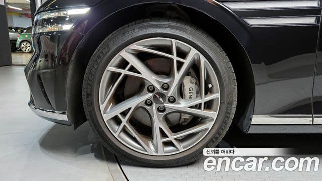 Genesis G90 2022 — ფოტო 5/20