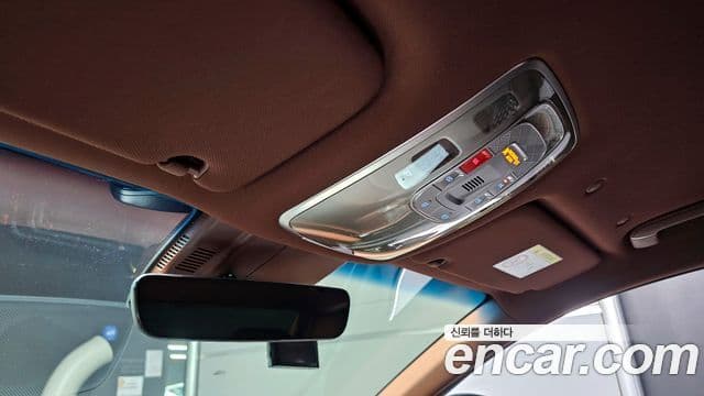 Genesis G90 2022 — ფოტო 19/20
