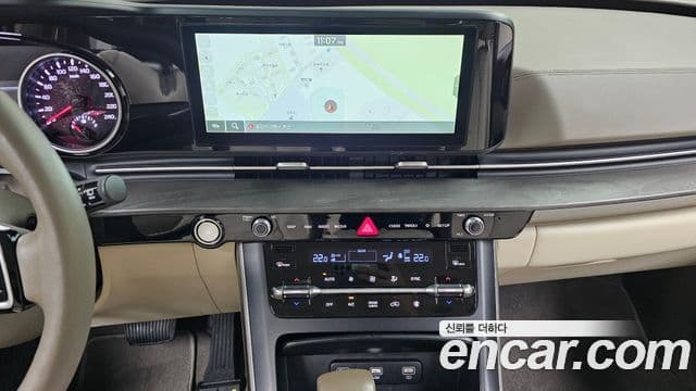 Kia Carnival 2022 — Şəkil 12/20