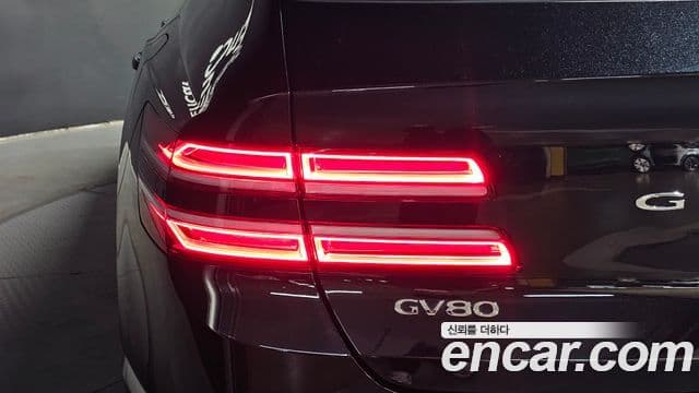 Genesis GV80 2022 — ფოტო 11/31