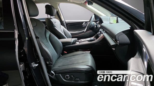 Genesis GV80 2022 — ფოტო 30/31