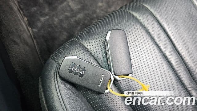 Kia K8 2021 — ფოტო 18/20
