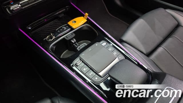 Mercedes-Benz GLA-Class 2021 — ფოტო 6/30