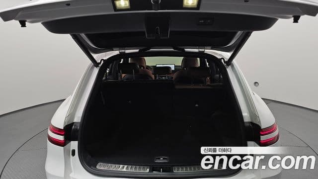 Genesis GV70 2022 — фото 20 из 20