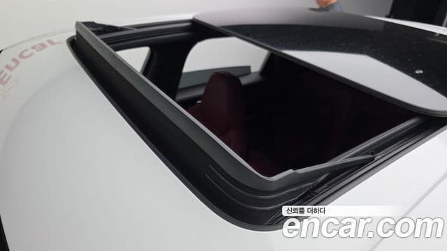 Porsche Cayenne 2019 — ფოტო 18/20