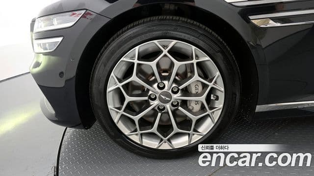 Genesis Electrified G80 2021 — ფოტო 5/20