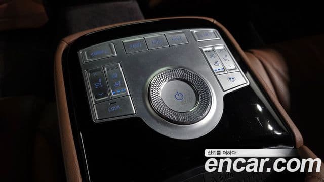Genesis Electrified G80 2021 — ფოტო 19/20