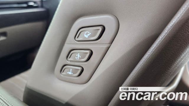 Kia K8 2022 — Şəkil 17/20