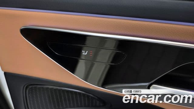 Mercedes-Benz E-Class 2025 — Фото 19/20