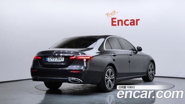 Mercedes-Benz E-Class 2021 — Şəkil 1/20
