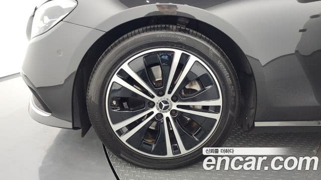 Mercedes-Benz E-Class 2021 — Şəkil 4/20