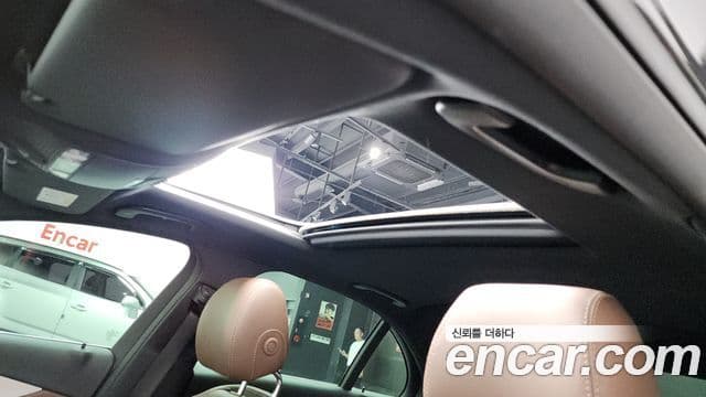 Mercedes-Benz E-Class 2021 — Şəkil 17/20