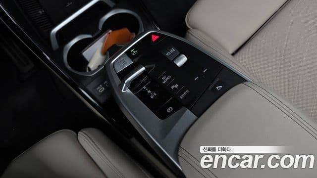 BMW X1 2024 — ფოტო 8/20