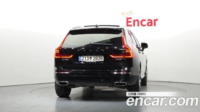 Volvo XC60 2018 — Şəkil 4/20