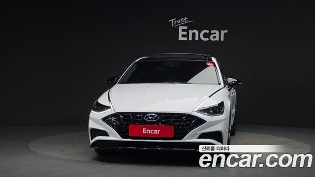 Hyundai Sonata 2022 — Фото 2/20
