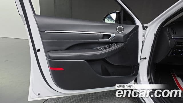 Hyundai Sonata Hybrid 2022 — Şəkil 2/33