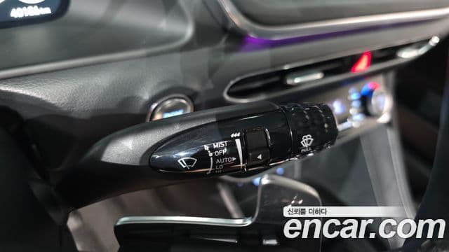 Hyundai Sonata Hybrid 2022 — Şəkil 17/33