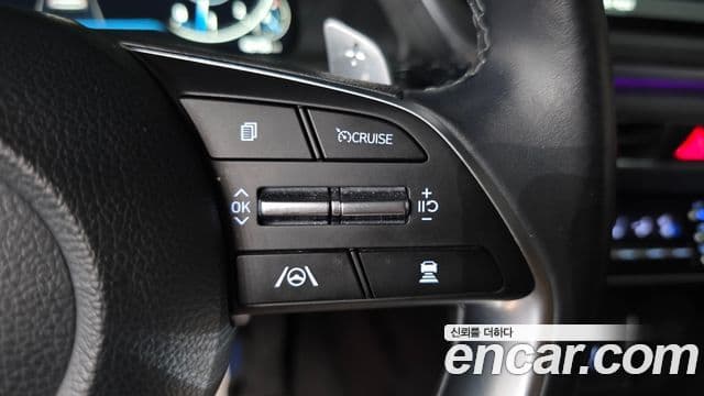 Hyundai Sonata Hybrid 2022 — Şəkil 20/33