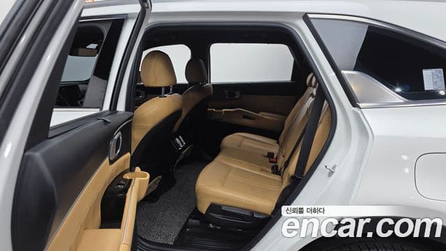 Kia Sorento 2020 — Фото 12/20
