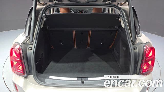 Mini Cooper SD Countryman 2021 — Şəkil 18/20