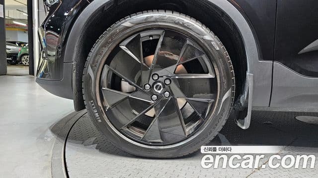 Volvo XC40 2025 — Şəkil 5/20