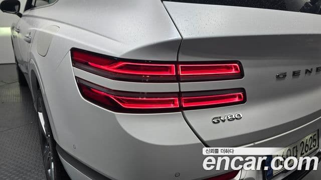 Genesis GV80 2020 — Photo 9/30