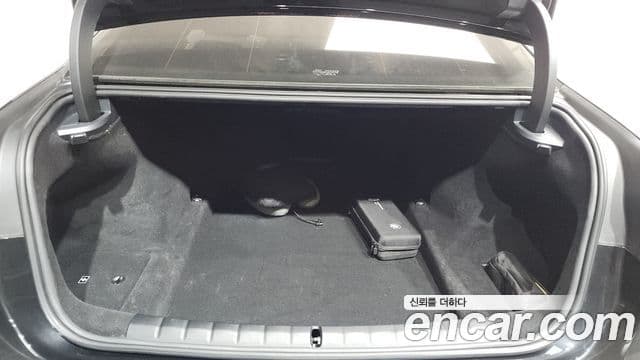 BMW 7 Series 2025 — Photo 11/37