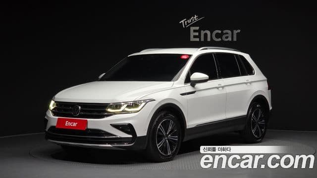 Volkswagen Tiguan 2021 — ფოტო 1/20