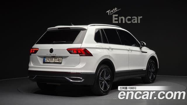 Volkswagen Tiguan 2021 — ფოტო 2/20
