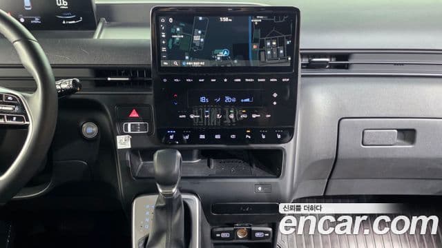 Hyundai Staria 2023 — Şəkil 14/20