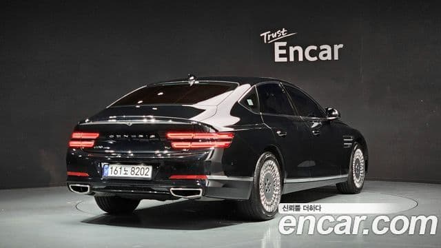 Genesis Electrified G80 2022 — ფოტო 2/20