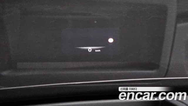 Genesis Electrified G80 2022 — ფოტო 16/20