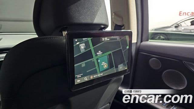 Genesis Electrified G80 2022 — ფოტო 17/20