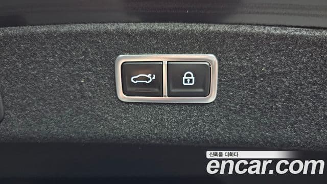 Genesis Electrified G80 2022 — ფოტო 19/20