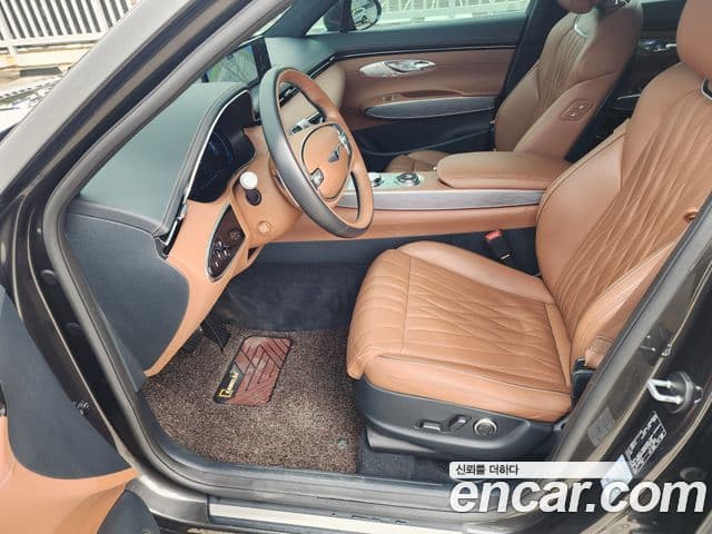 Genesis GV70 2023 — ფოტო 8/20
