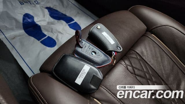 BMW 5 Series 2018 — ფოტო 15/20