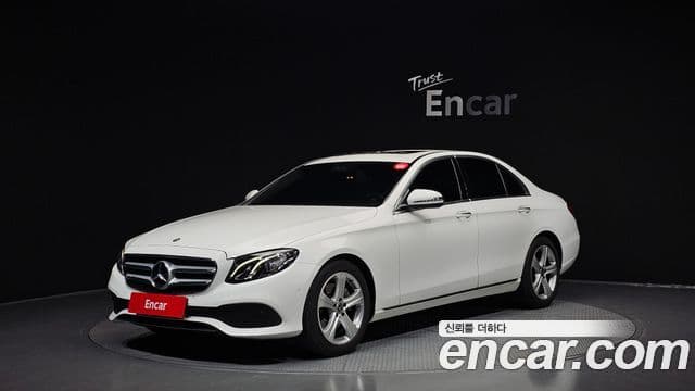 Mercedes-Benz E-Class 2018 — Şəkil 1/20