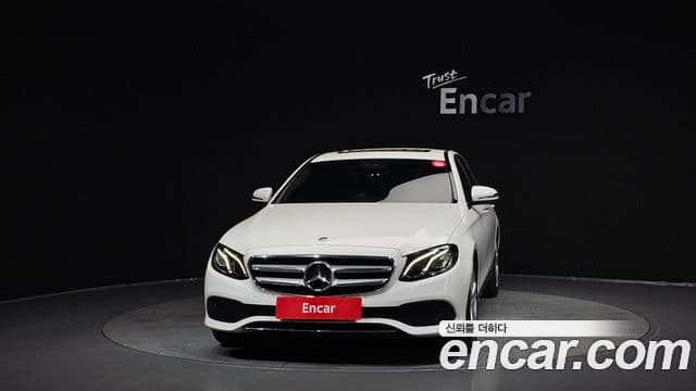 Mercedes-Benz E-Class 2018 — Şəkil 3/20
