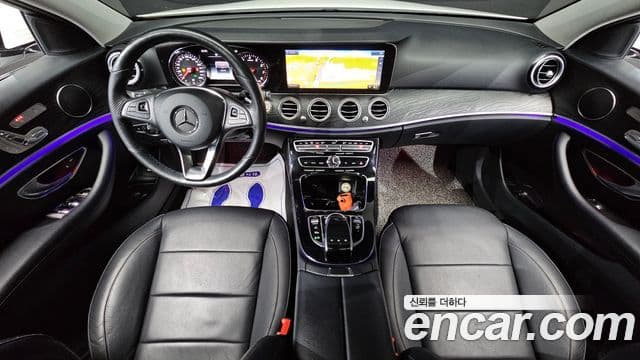 Mercedes-Benz E-Class 2018 — Şəkil 7/20